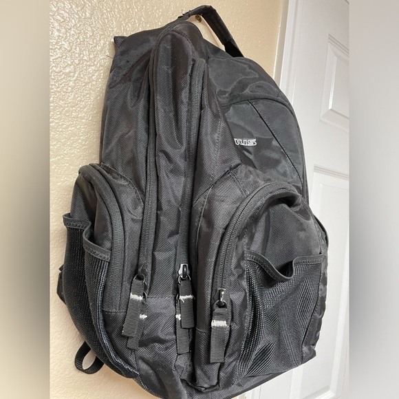 Targus Black Spacious Laptop Backpack Waist Strap - Picture 1 of 12